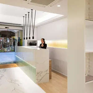 vizitați hotelul