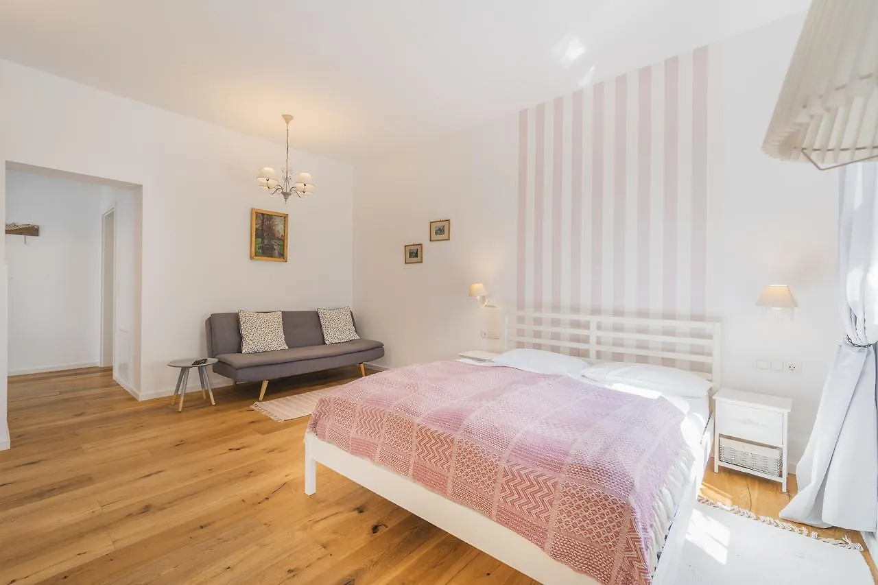 La Perla Vintage-Apartments Viena 0*,  Austria